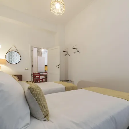 Daire Guesthost - San Giovanni Laterano Cozy Flat *